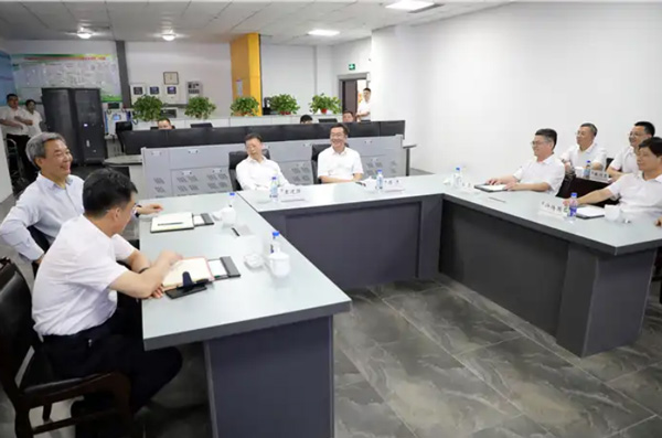 CNOOC сарапшылар тобы CNPC Jichai Power Company Limited тергеу және зерттеу жұмыстарына барды CNOOC Expert Group visited CNPC Jichai Power Company Limited for Investigation and Research